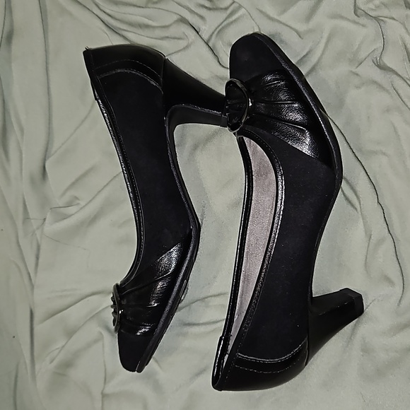 ANDIAMO Belle Black Faux Leather Low Heel Shoes-Comfort Technology-Size 7M - Picture 6 of 11